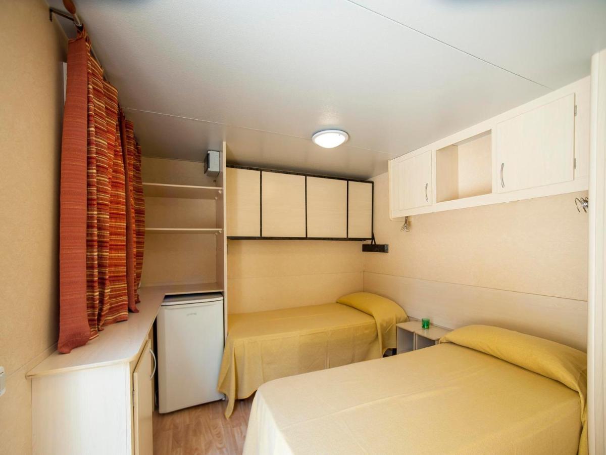 Hu Firenze Certosa Camping In Town Impruneta Ruang foto