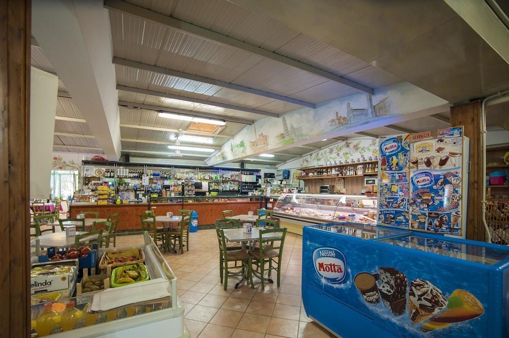 Hu Firenze Certosa Camping In Town Impruneta Bagian luar foto