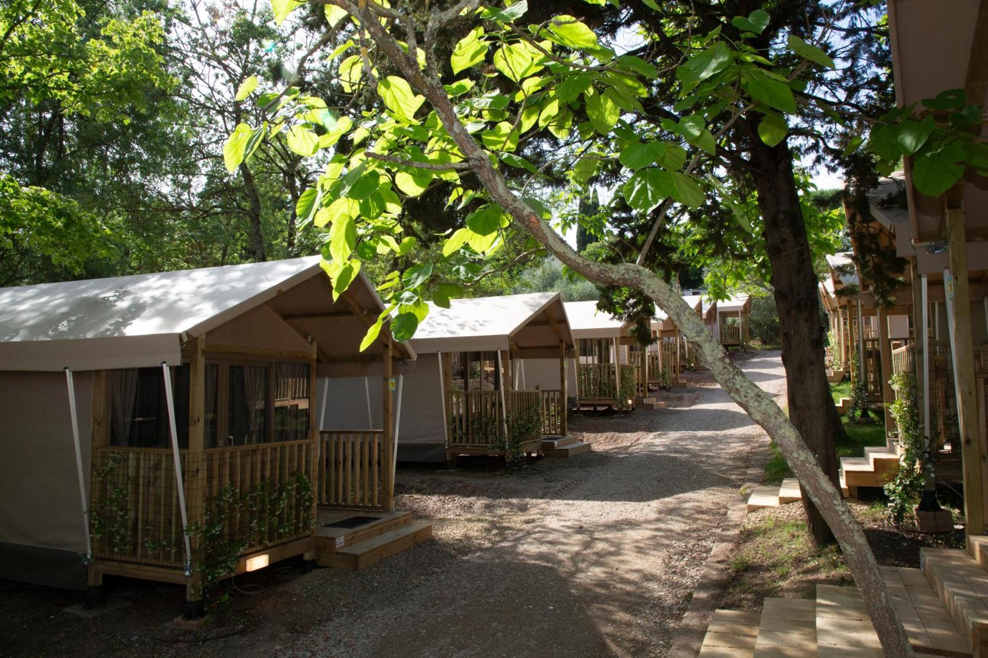Hu Firenze Certosa Camping In Town Impruneta Bagian luar foto