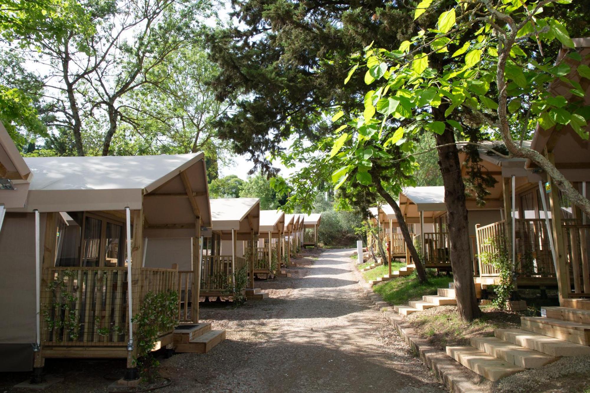 Hu Firenze Certosa Camping In Town Impruneta Bagian luar foto