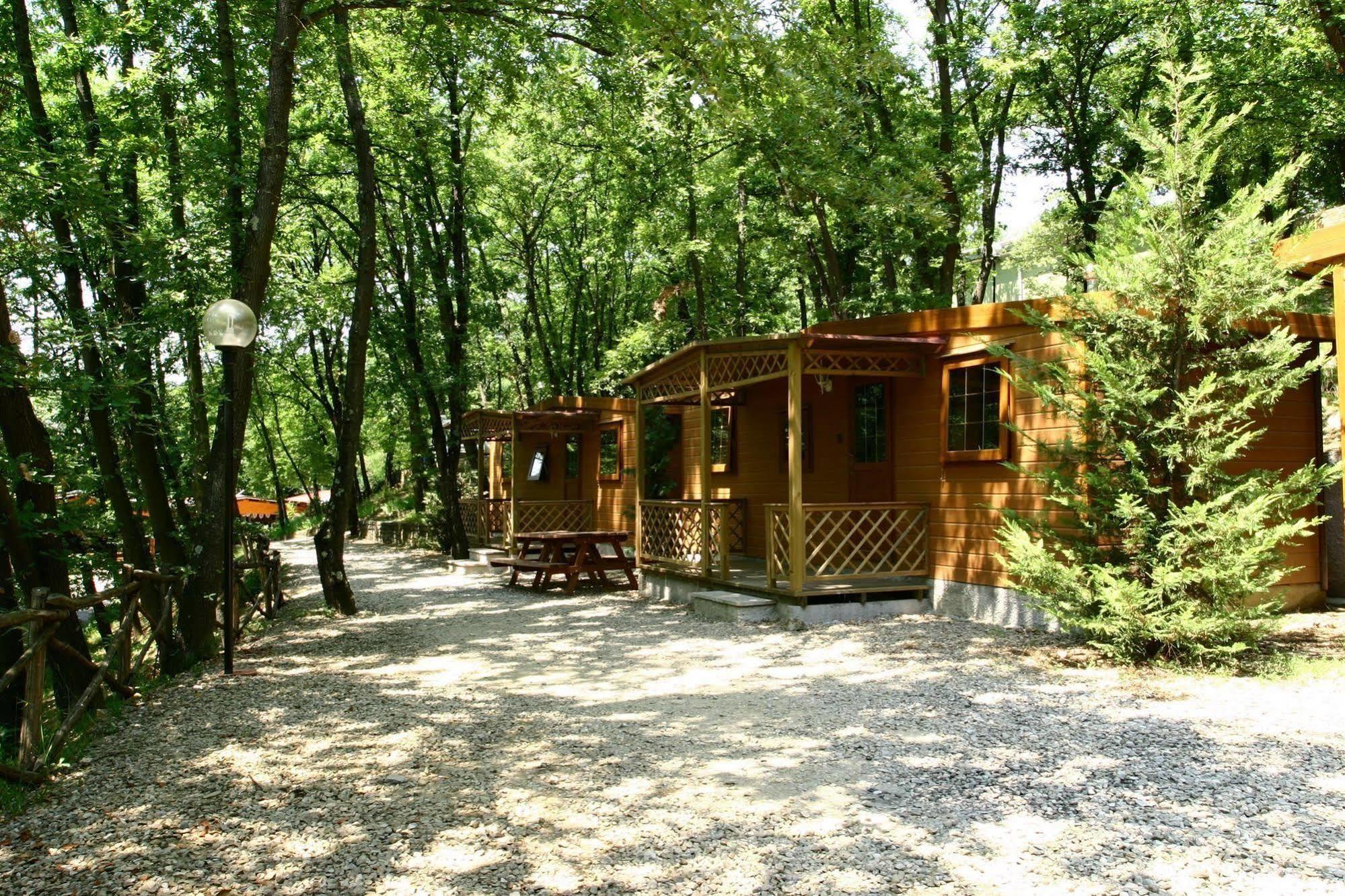Hu Firenze Certosa Camping In Town Impruneta Bagian luar foto