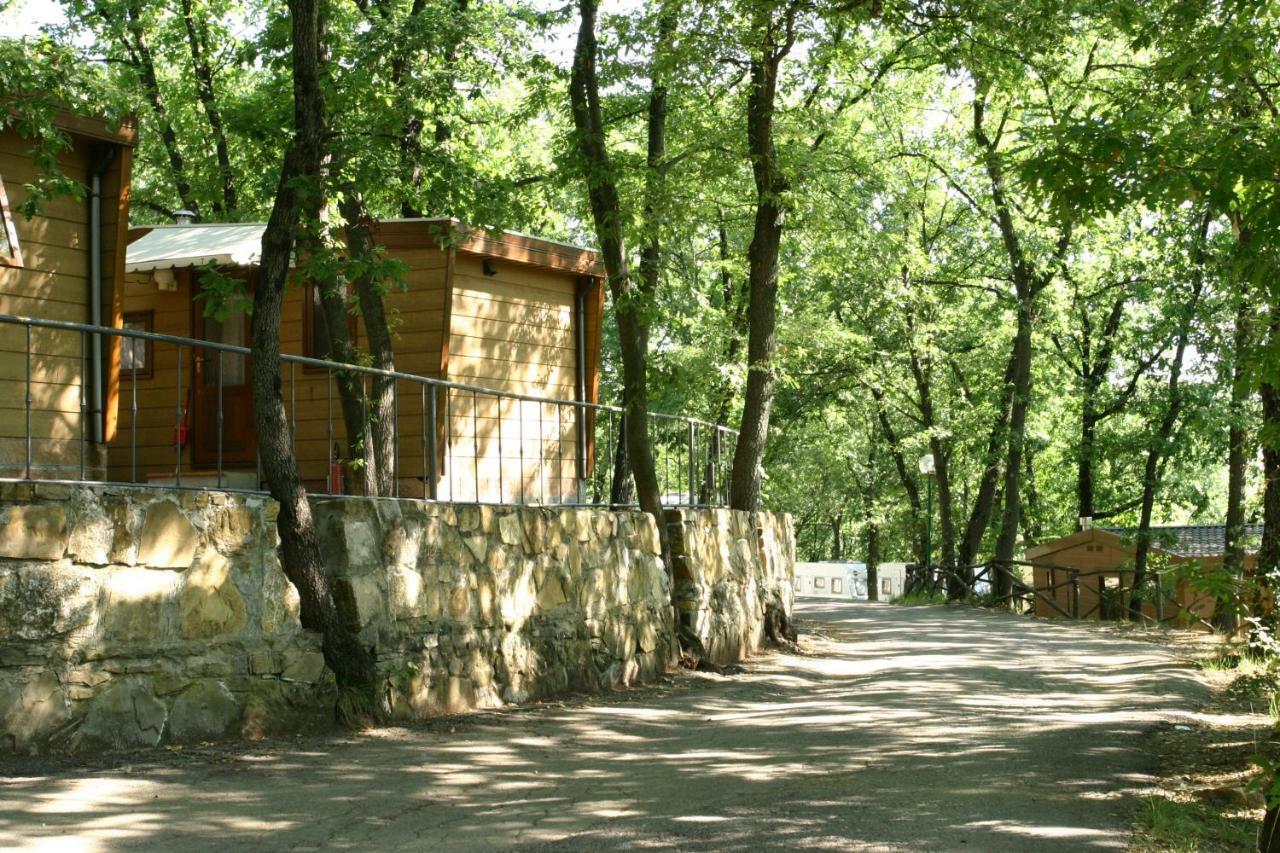 Hu Firenze Certosa Camping In Town Impruneta Bagian luar foto